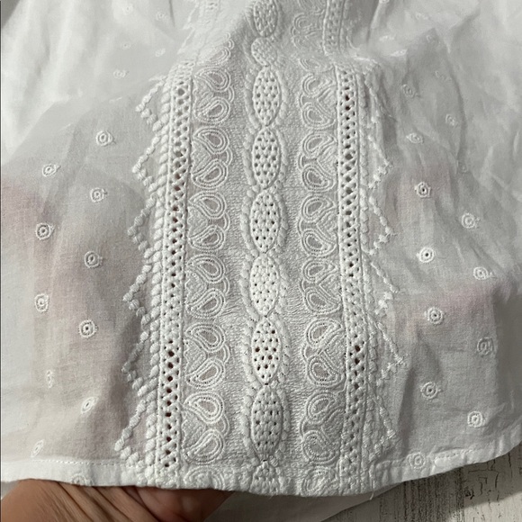 Nili Lotan White Blouse with Embroidered Details Size Small - Picture 8 of 9